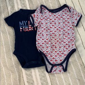 Vineyard vines Fourth of July onesie